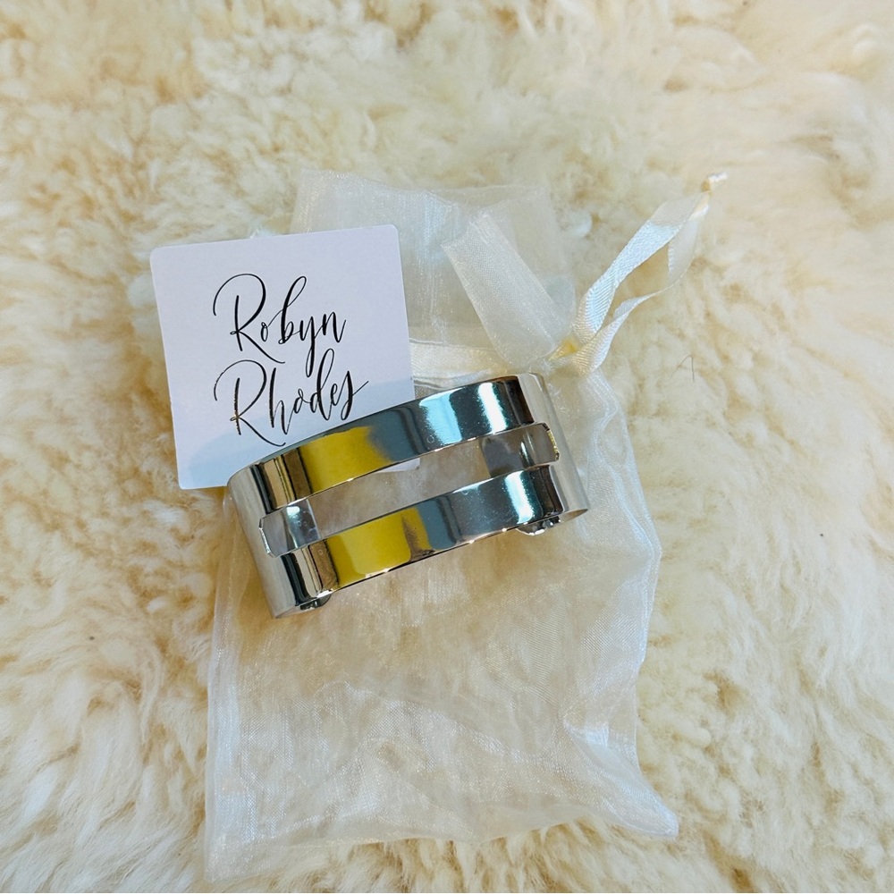 Robyn Rhodes "the Marlowe cuff" in silver *NEW* MSRP: $69+tax
